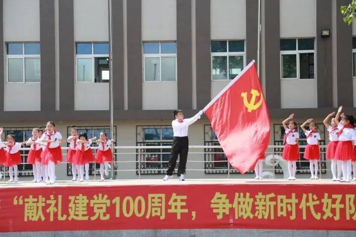 大众途观L换代的彩蛋，是底盘钢换铝，还是五代EA888？